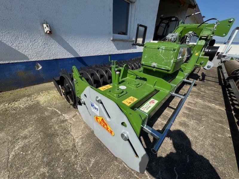 Celli Energy P 5 m Kreiselge klappbar Packerwalze, hydr. Walze