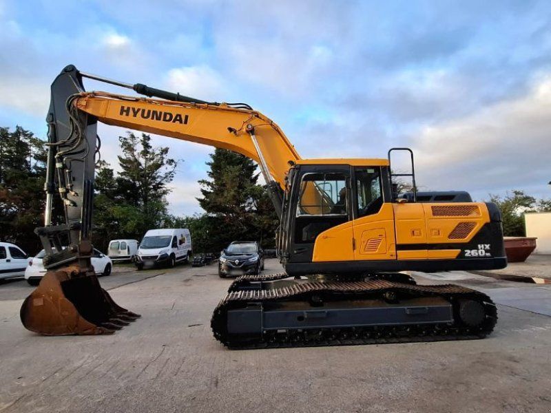 Hyundai HX260NL