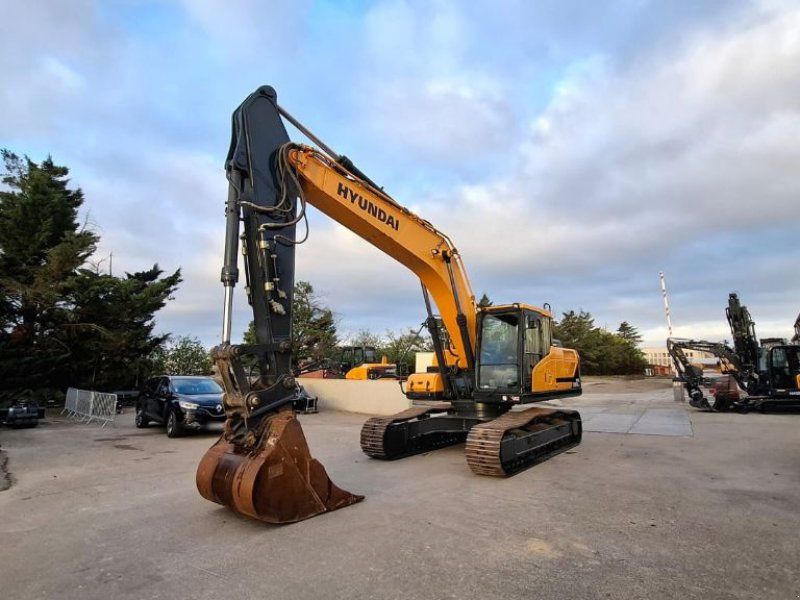 Hyundai HX260NL