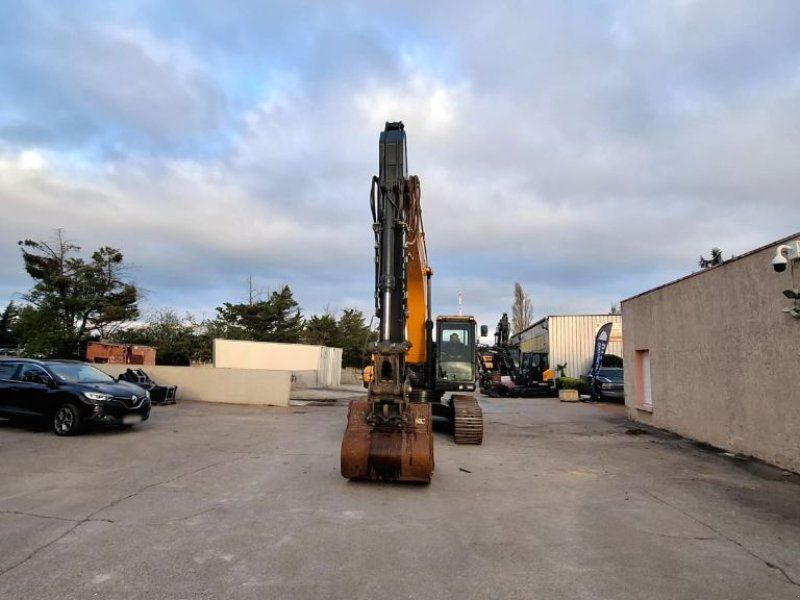 Hyundai HX260NL