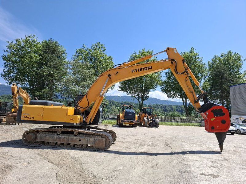 Hyundai R320NLC-7A