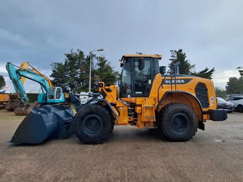 Hyundai HL955A