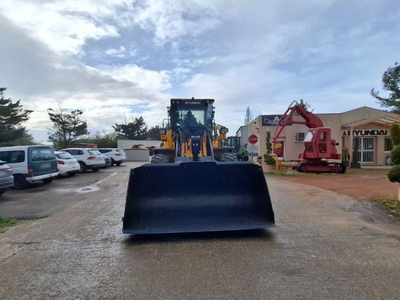 Hyundai HL955A