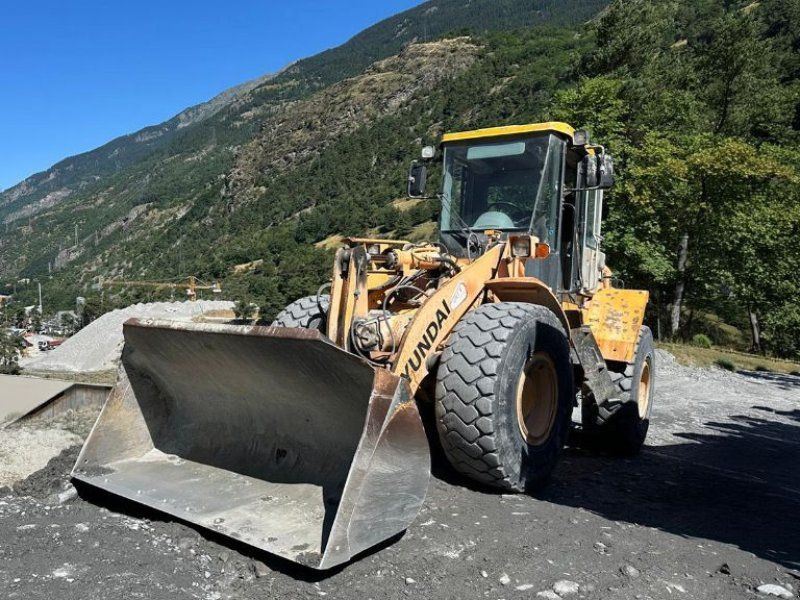 Hyundai HL740-7A