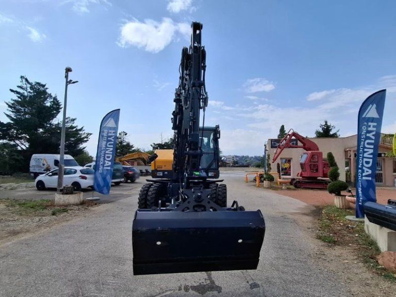 Hyundai HW100A