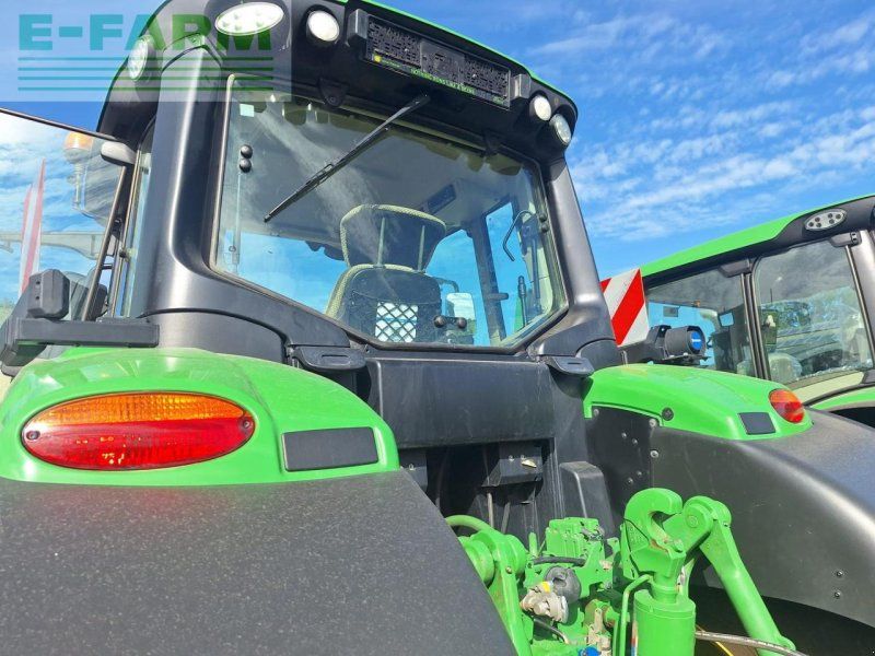 John Deere 6M 250