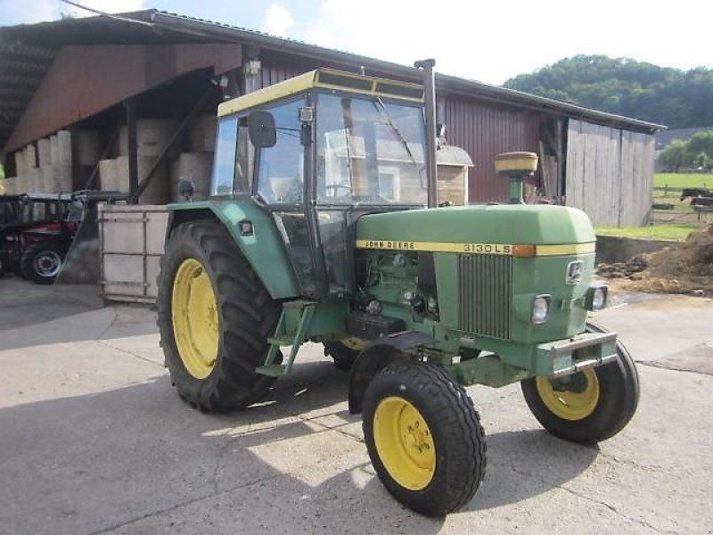 John Deere 3130 S