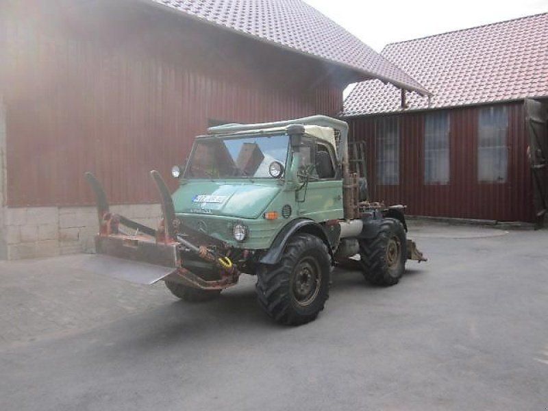 Mercedes-Benz U 406
