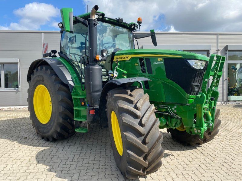 John Deere 6R 215