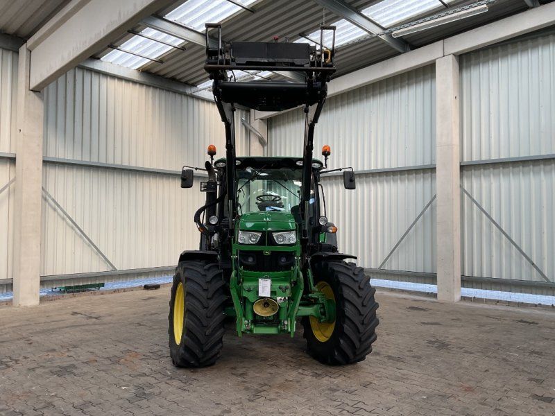 John Deere 6125R