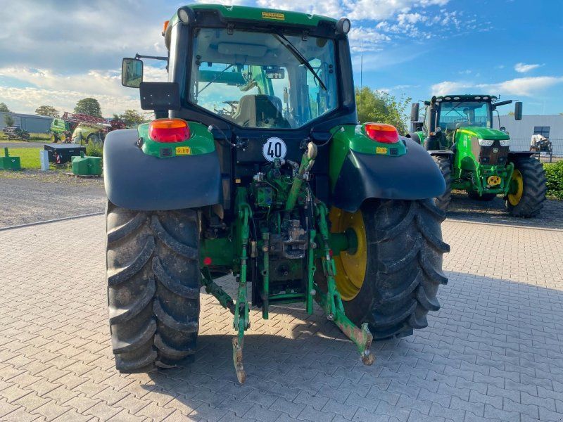 John Deere 6330