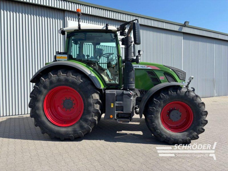 Fendt 724 VARIO S4 PROFI PLUS