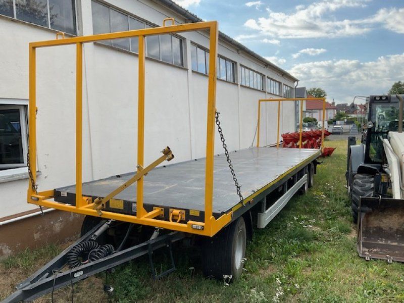 Wielton Ballenwagen