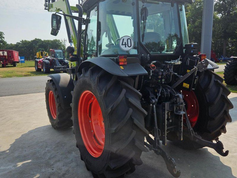 Claas Axos 240