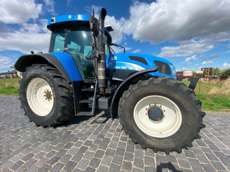 New Holland T 7550