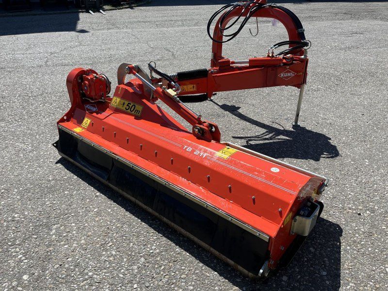 Kuhn TB 211