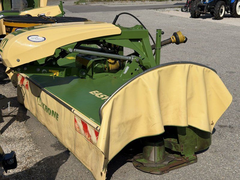 Krone Easy Cut F 320 Pull