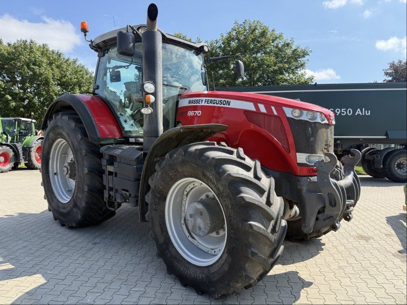 Massey Ferguson 8660