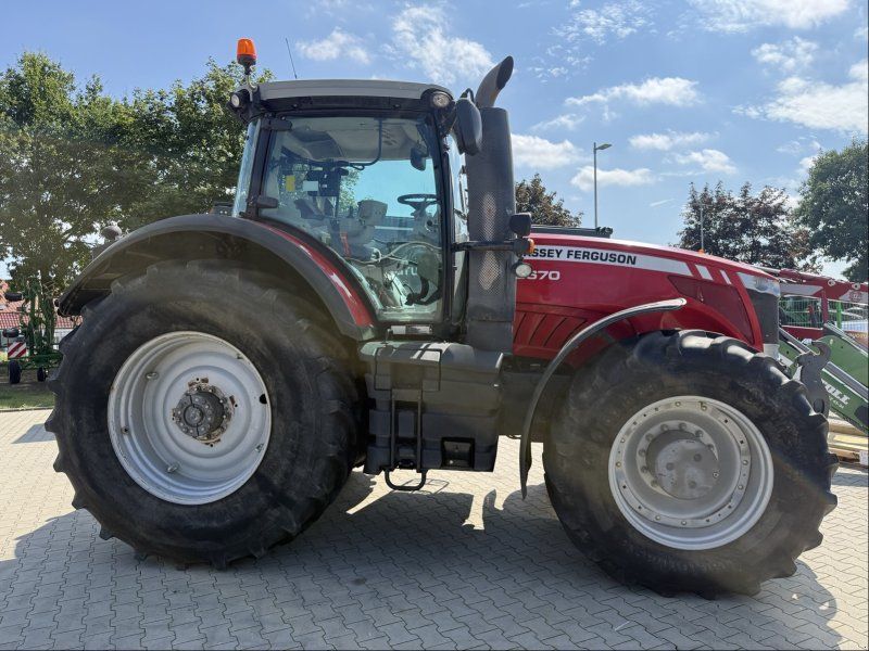 Massey Ferguson 8660