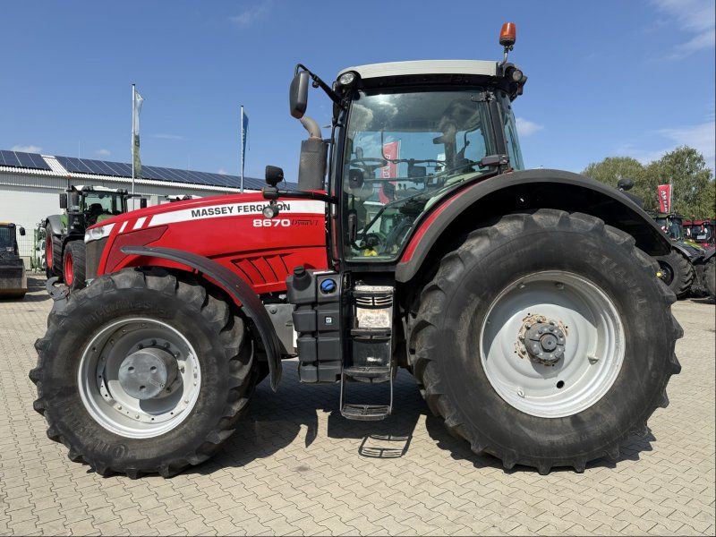 Massey Ferguson 8660