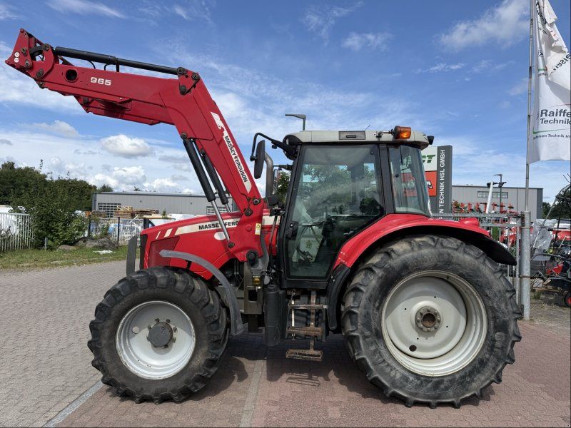 Massey Ferguson 5480 Dyna-4