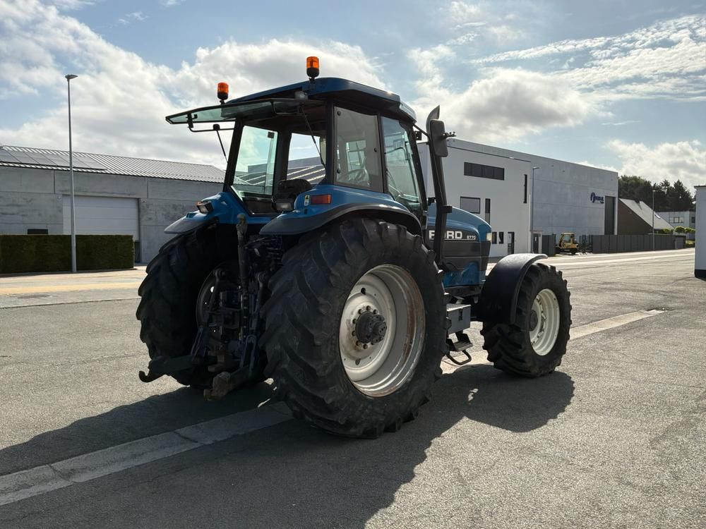 1994 Ford 8870 DT Vierwielaangedreven landbouwtractor