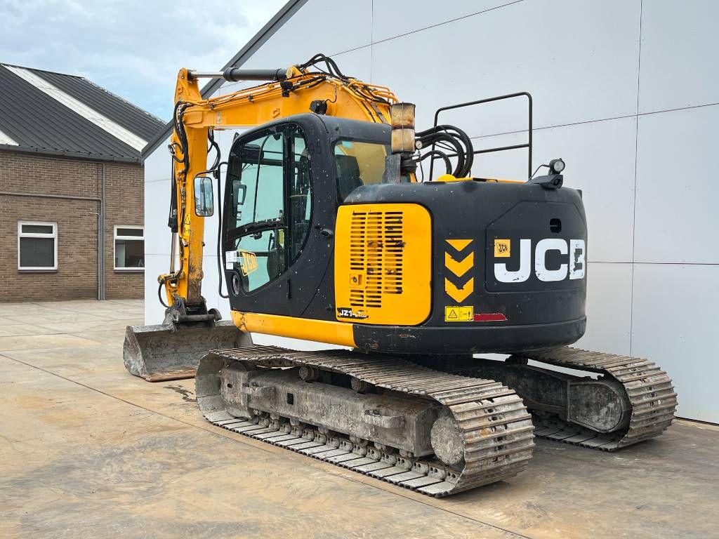 JCB JZ141LC - Automatic Greasing / Quick Coupler
