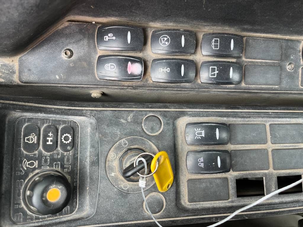 JCB JZ141LC - Automatic Greasing / Quick Coupler
