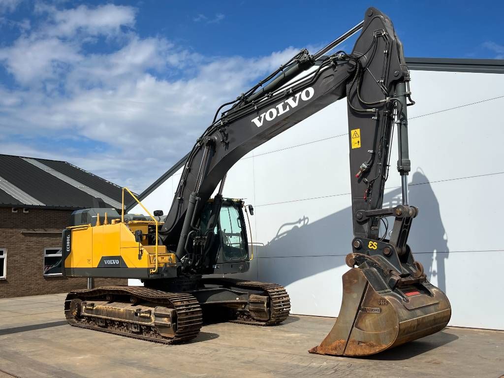 Volvo EC380EL - Automatic Greasing / Quick Coupler