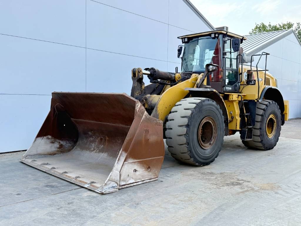 CAT 972M - Automatic Greasing / Camera
