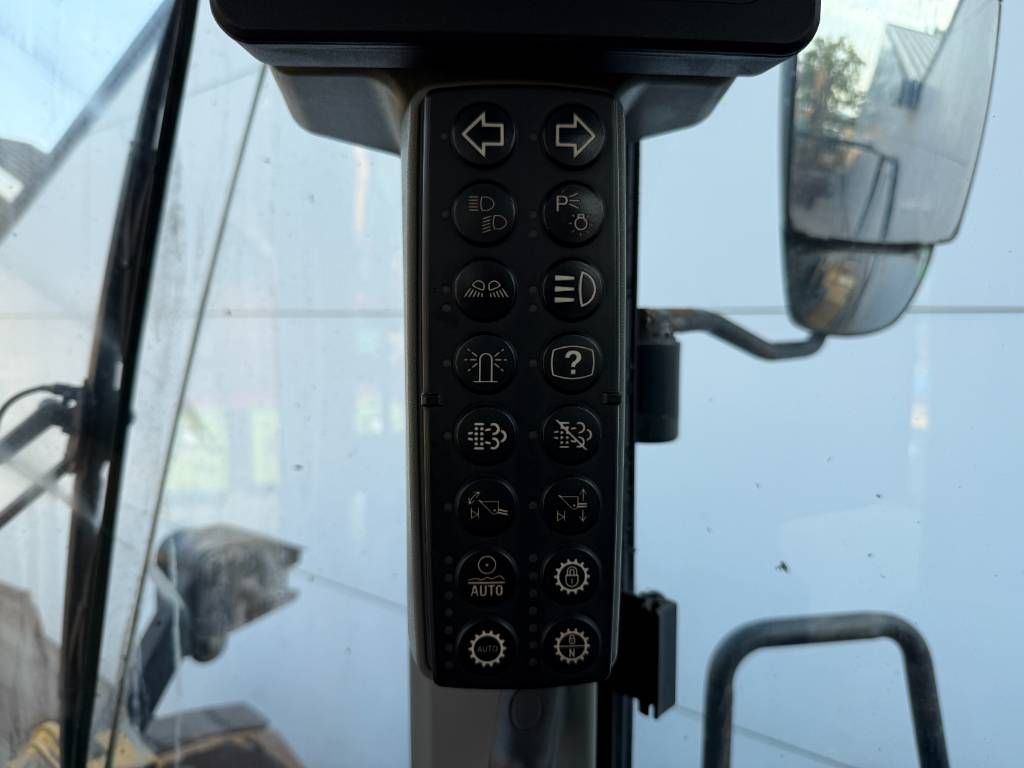CAT 972M - Automatic Greasing / Camera
