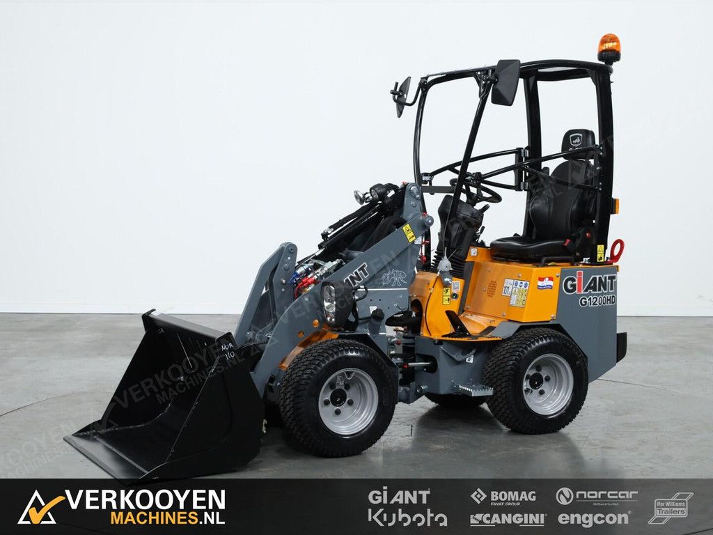 2026 Giant G1200 HD VK10927