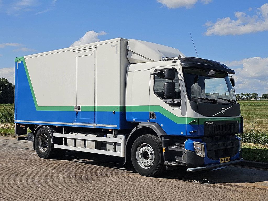 VOLVO FE 280.18 2t lift box 5.52 m