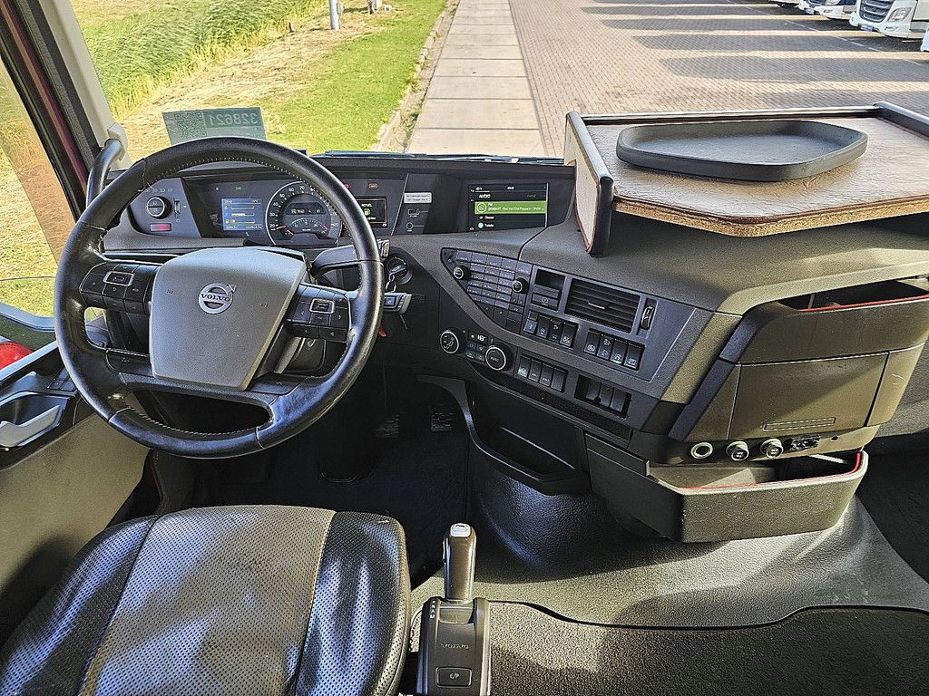 VOLVO FH 500 clean condition