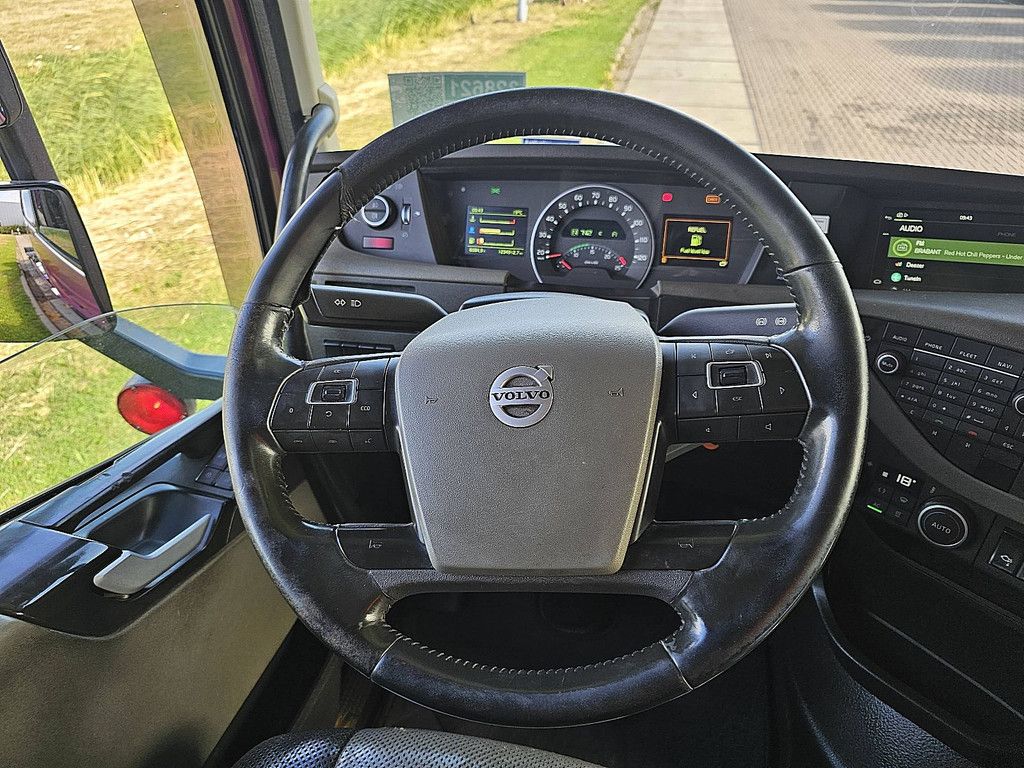 VOLVO FH 500 clean condition