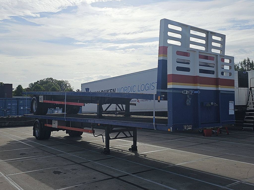 VARMO 1 AXLE PLATFORM forklift connection