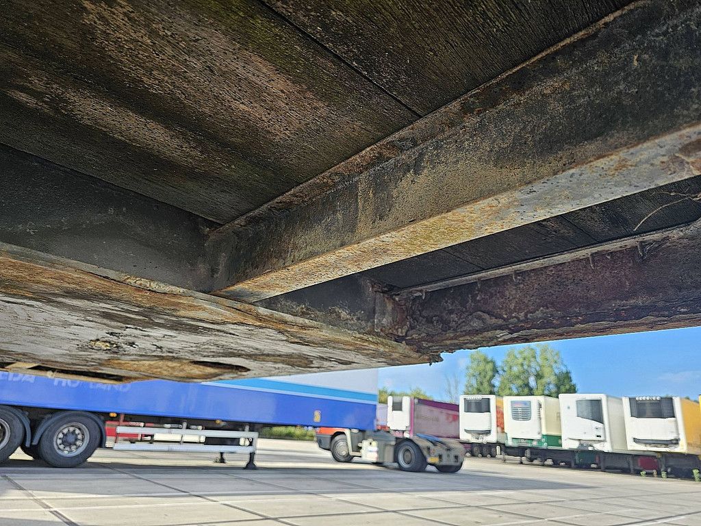 VARMO 1 AXLE PLATFORM forklift connection