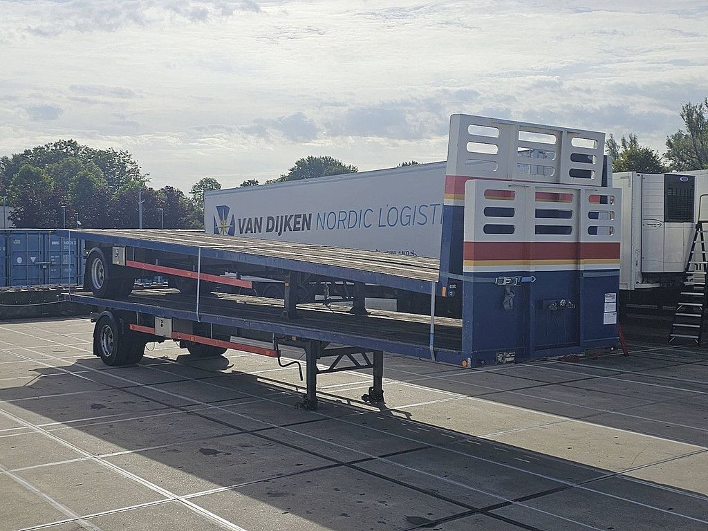 VARMO 1 AXLE PLATFORM forklift connection