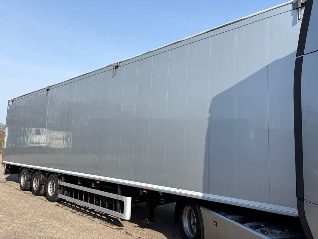 Knapen Trailers K100 97m3 Cargo floor 10MM 3 years old Liftas APK/TUV 09-2026