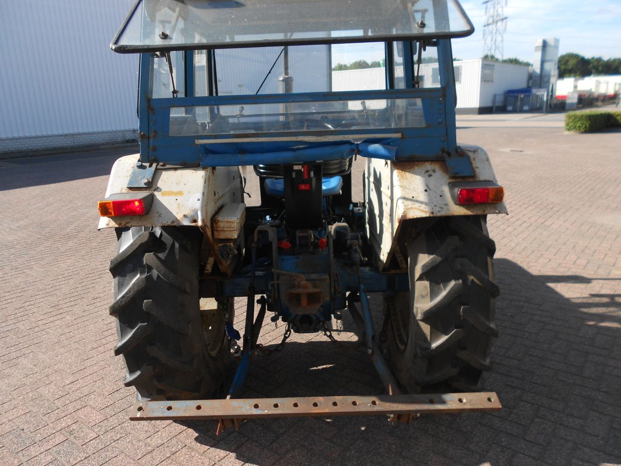 Ford 2600