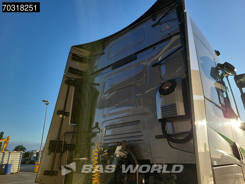 Renault T T 480 4X2 HIGH 2xTanks Xenon ACC Standklima