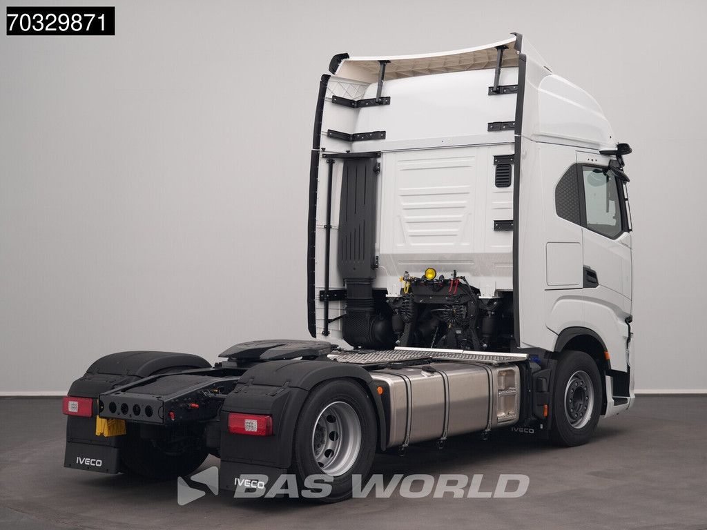 Iveco S-Way 500 4X2 NEW! HPEB ACC 2x beds Mirrorcams 770L tank Parking Cooler