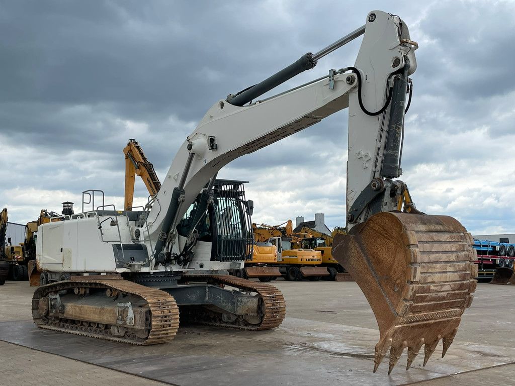 Liebherr R950 SHD (R944 / R945 / R946)