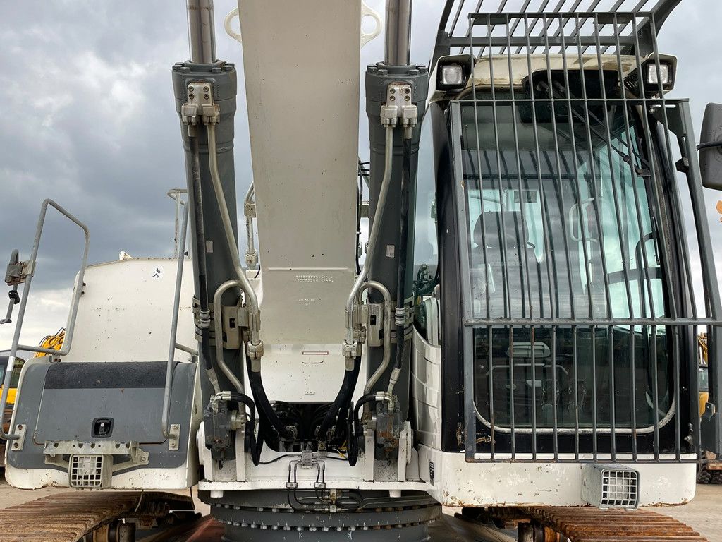 Liebherr R950 SHD (R944 / R945 / R946)