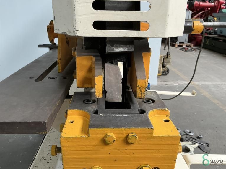Punch-shear machines Geka Hydracrop 100-S 1984