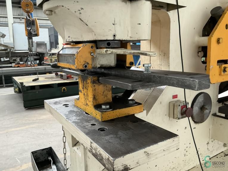 Punch-shear machines Geka Hydracrop 100-S 1984