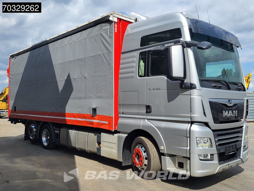 MAN TGX 26.500 6X2 Curtainsider 2000kg Ladebordwand Lift+steering axle Full Air Euro 6