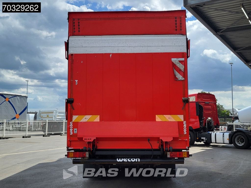 MAN TGX 26.500 6X2 Curtainsider 2000kg Ladebordwand Lift+steering axle Full Air Euro 6