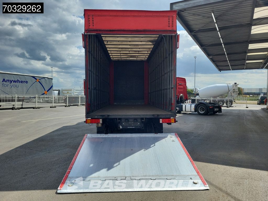 MAN TGX 26.500 6X2 Curtainsider 2000kg Ladebordwand Lift+steering axle Full Air Euro 6
