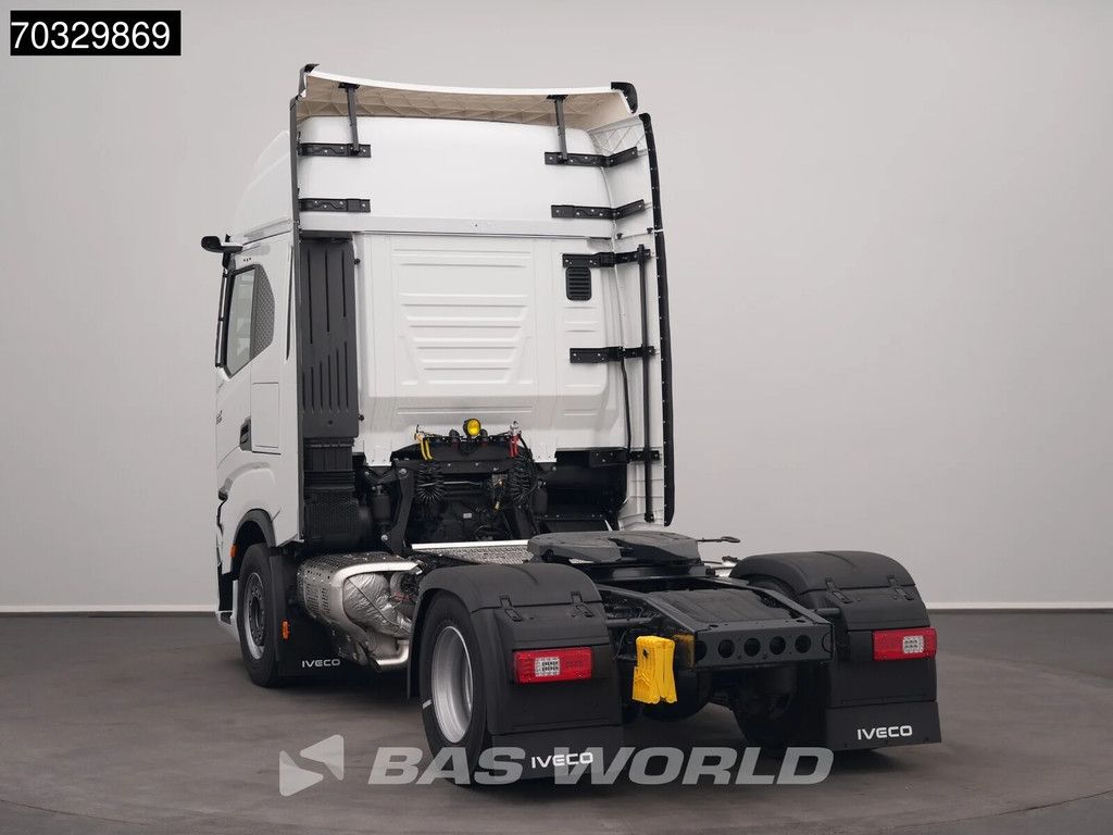 Iveco S-Way 500 4X2 NEW! HPEB ACC 2x beds Mirrorcams 770L tank Parking Cooler